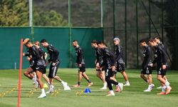 Beşiktaş'ta Galatasaray mesaisi devam ediyor