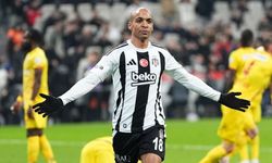 Siyah beyazlılarda Joao Mario göze girdi