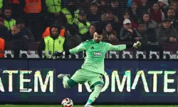 Ersin Destanoğlu’ndan Rekor Performans! Trabzonspor Maçında 10 Kurtarış