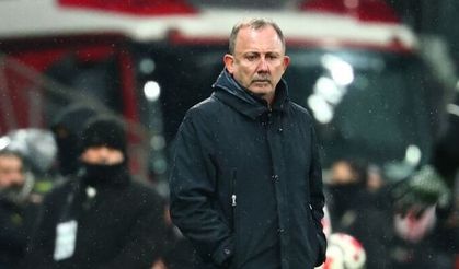 Sergen Yalçın: “1-0 Mutlu Edici, Ama Değişim Acılı Olacak”