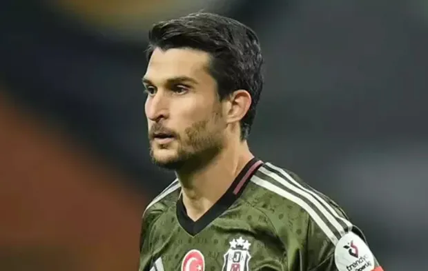 22 Yıl, 18 Teknik Direktör, 6 Başkan: Necip Uysal’dan Beşiktaş’a Veda