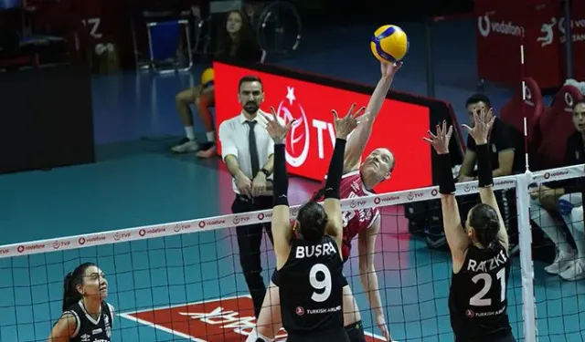 Beşiktaş voleybolda THY'ye kaybetti