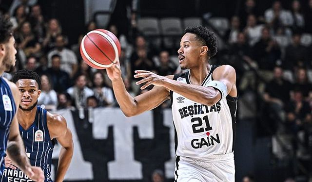 Beşiktaş GAİN evinde Anadolu Efes'i yendi!