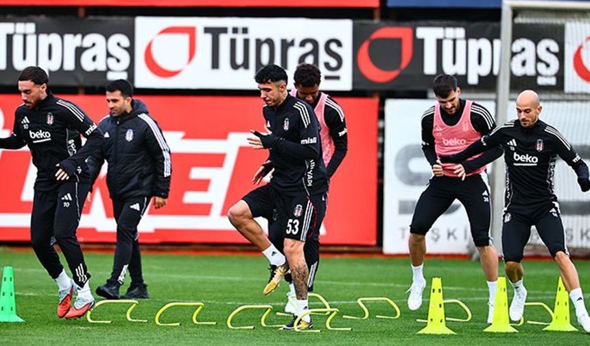 Beşiktaş'ta Trabzonspor Maçı Hazırlıkları Sürüyor: Sergen Yalçın'dan Taktik Odaklı İdman