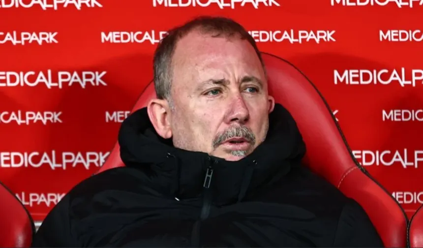 Sergen Yalçın’dan takıma övgü: “Zor günleri geride bıraktık, çıkışa geçiyoruz”