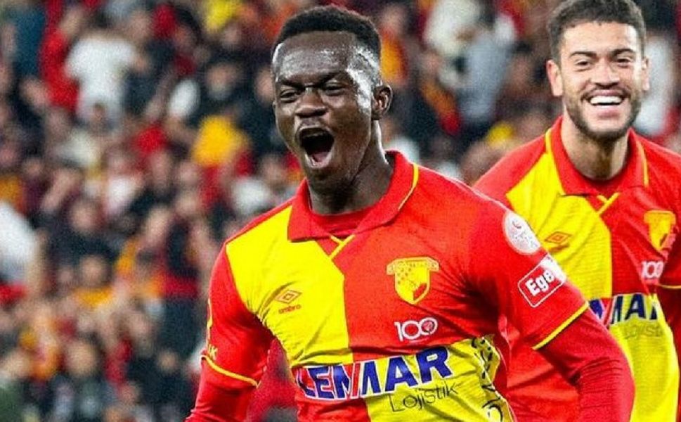 Beşiktaş, Göztepe'den Romulo ve Dennis'e talip oldu!